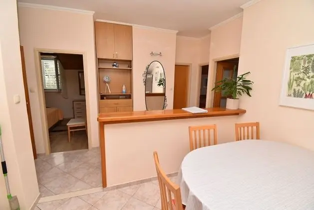 Apart Daire, 2 Yatak Odası, Teras, Bahçe Manzaralı
