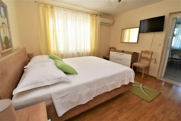 Stüdyo, Teras, Bahçe Manzaralı