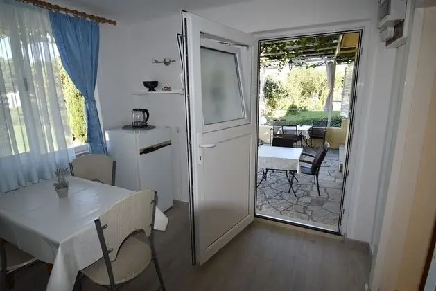 Stüdyo, Teras, Bahçe Manzaralı