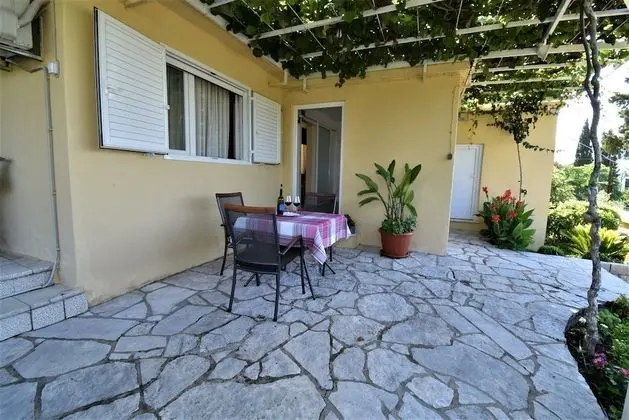 Stüdyo, Teras, Bahçe Manzaralı