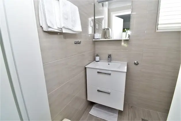 Stüdyo, Teras, Bahçe Manzaralı
