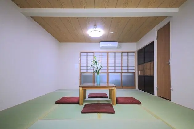 Traditional Ev (Japanese Style)