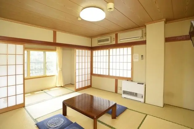 Traditional Oda (Japanese Style, For 3 Adults)