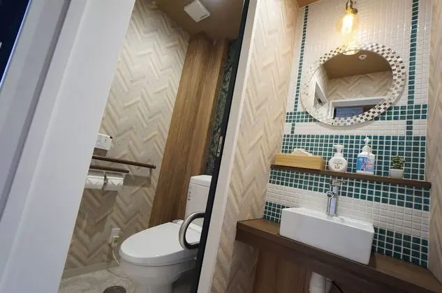 Ortak Ranzalı Oda, Karma Ranzalı Oda