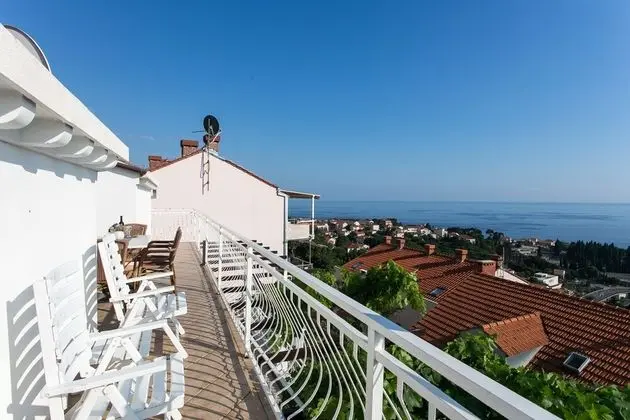 Apart Daire, 2 Yatak Odası, Balkon, Deniz Manzaralı