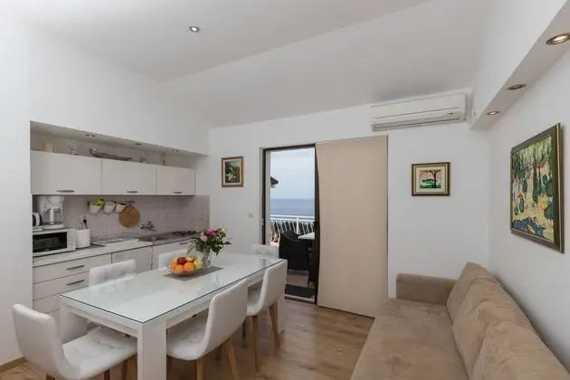 Apart Daire, 2 Yatak Odası, Balkon, Deniz Manzaralı