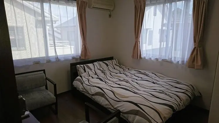 Tek Büyük Yataklı Oda