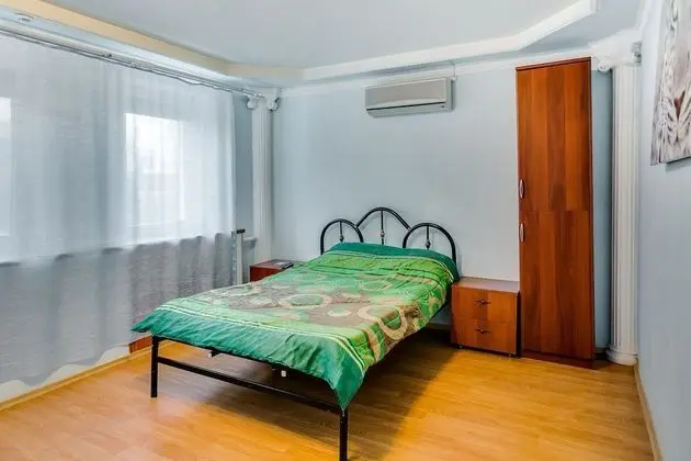 Üç Kişilik Oda, 1 Çift Kişilik Yatak ve Çekyat, Ortak Banyo, Şehir Manzaralı