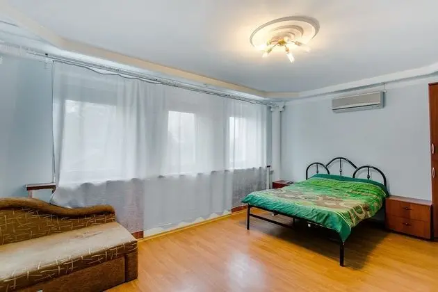 Üç Kişilik Oda, 1 Çift Kişilik Yatak ve Çekyat, Ortak Banyo, Şehir Manzaralı
