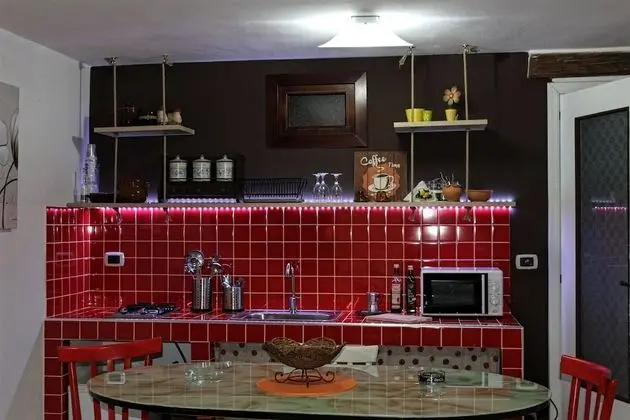 Apart Daire, 2 Yatak Odası, Mutfak