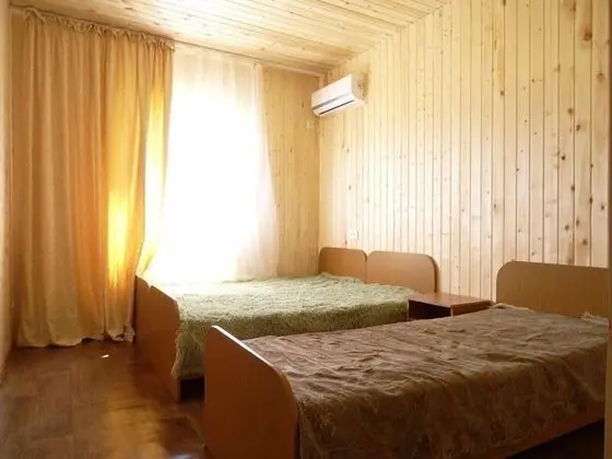 Standard Üç Kişilik Oda, Bahçe Manzaralı