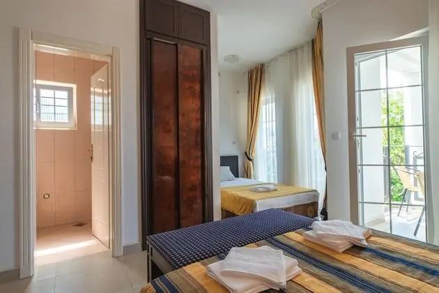 Classic Üç Kişilik Oda, Bahçe Manzaralı