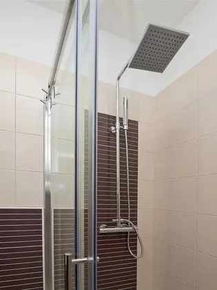 Tek Büyük Yataklı Oda, Dağ Manzaralı