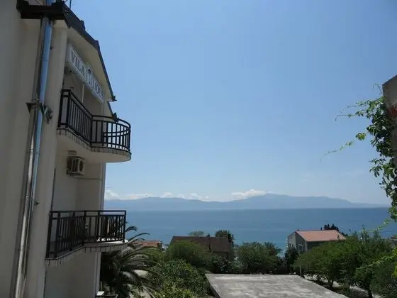 Basic İki Ayrı Yataklı Oda