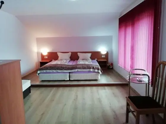 Deluxe Tek Büyük veya İki Ayrı Yataklı Oda, Balkon, Dağ Manzaralı