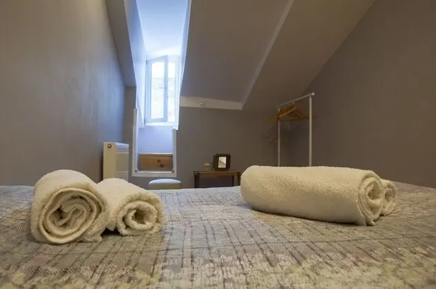 Tek Büyük Yataklı Oda, Ortak Banyo