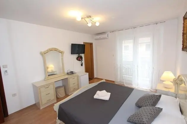 Tek Büyük Yataklı Oda, 1 Büyük (Queen) Boy Yatak