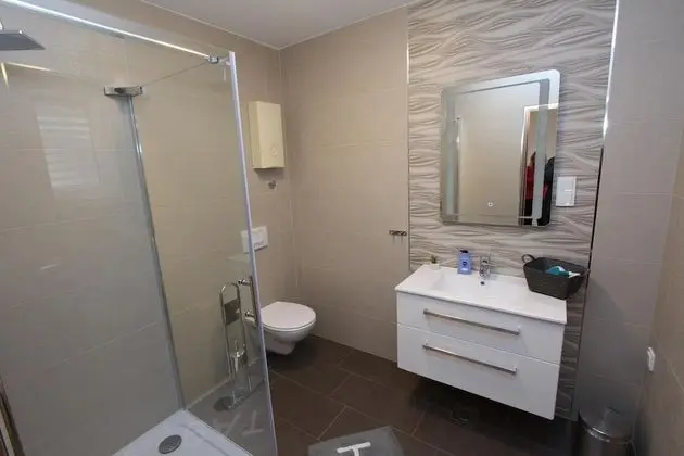 Tek Büyük Yataklı Oda, 1 Büyük (Queen) Boy Yatak