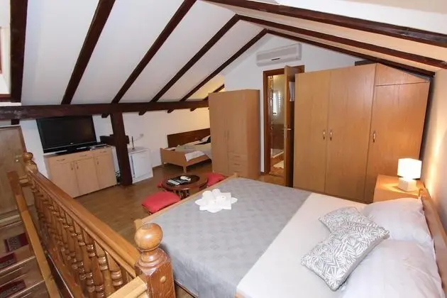 Tek Büyük Yataklı Oda, 1 Büyük (Queen) Boy Yatak (2nd Floor)