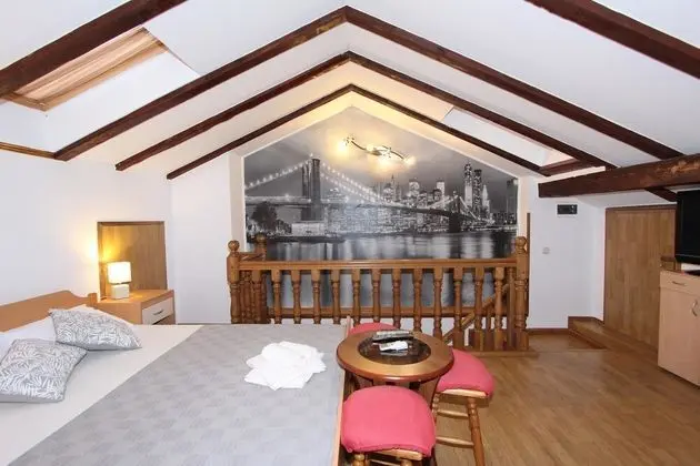 Tek Büyük Yataklı Oda, 1 Büyük (Queen) Boy Yatak (2nd Floor)