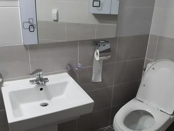 Ortak Ranzalı Oda, Sadece kadınlar için (Upto 2)