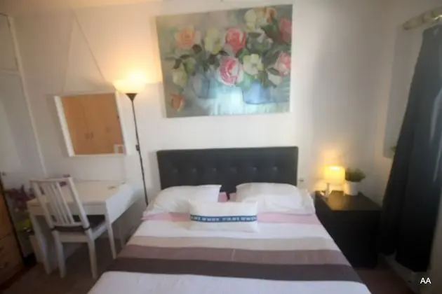 Standard Tek Büyük Yataklı Oda, Ortak Banyo