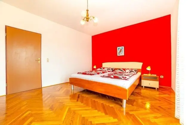 Apart Daire, 1 En Büyük (King) Boy Yatak