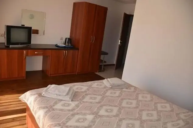 Standard Tek Büyük veya İki Ayrı Yataklı Oda