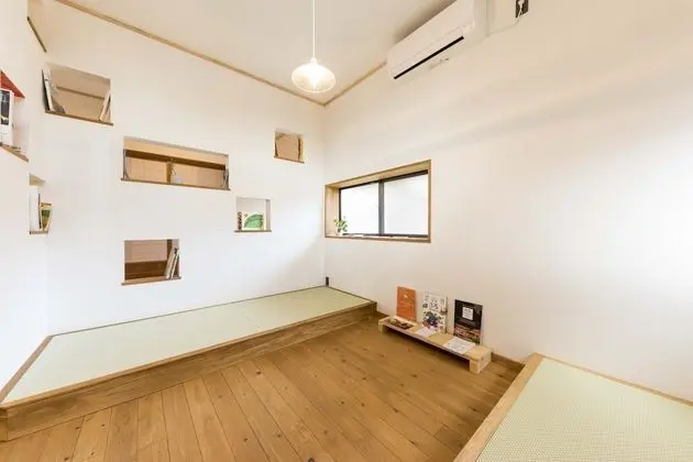 Ortak Ranzalı Oda, Karma Ranzalı Oda