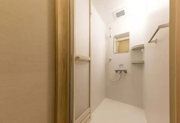 Ortak Ranzalı Oda, Karma Ranzalı Oda