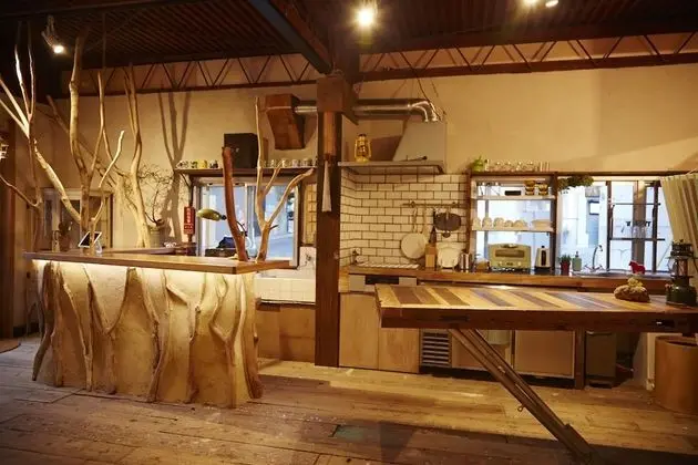 Tek Büyük Yataklı Oda, Ortak Banyo