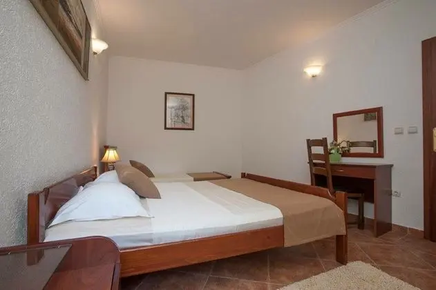 Apart Daire, 1 Yatak Odası, Avlu Manzaralı