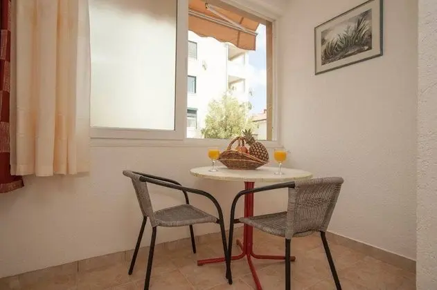 Apart Daire, 1 Yatak Odası, Avlu Manzaralı