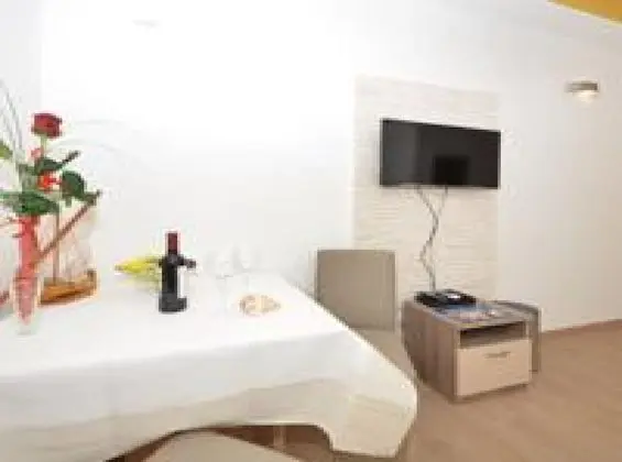 İki Ayrı Yataklı Oda, Banyolu/Duşlu