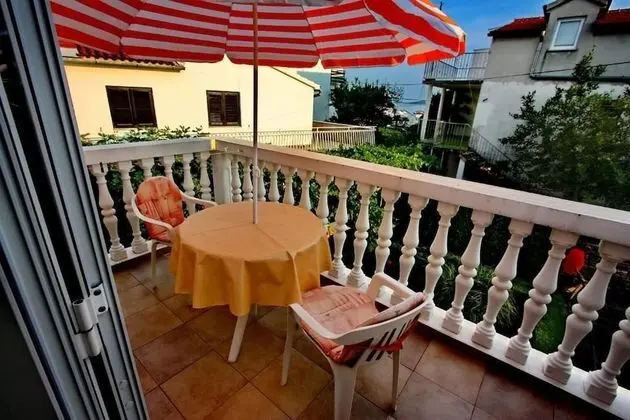 Tek Büyük Yataklı Oda, Balkon