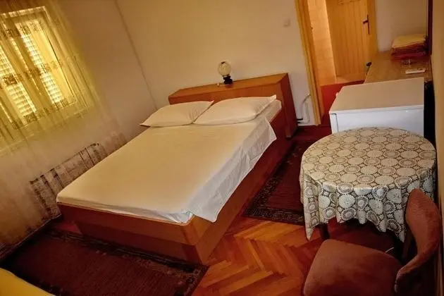 Üç Kişilik Oda, Balkon