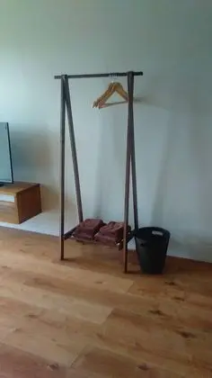 Ev