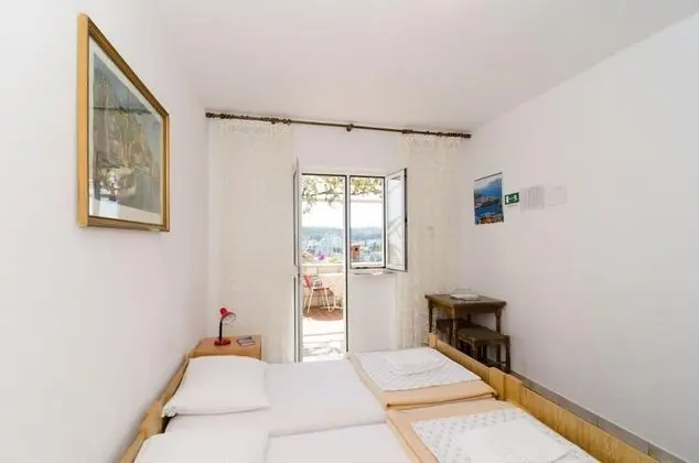 İki Ayrı Yataklı Oda (Twin Room with Balcony)