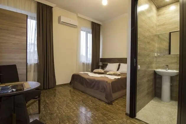 Comfort Tek Büyük veya İki Ayrı Yataklı Oda, Bahçe Manzaralı
