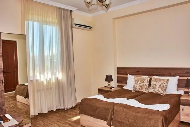 Comfort Tek Büyük veya İki Ayrı Yataklı Oda, Bahçe Manzaralı