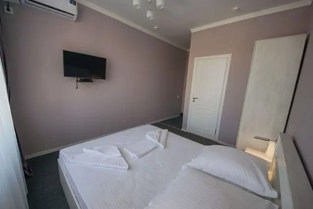 Comfort Tek Büyük veya İki Ayrı Yataklı Oda