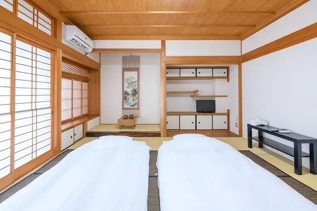 Deluxe Oda