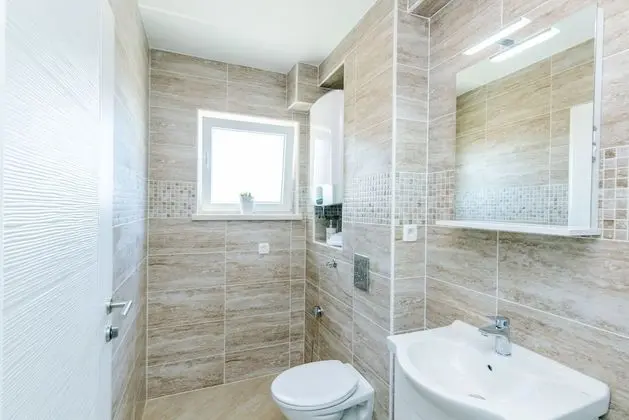 Tek Büyük Yataklı Oda, Balkon, Deniz Manzaralı (1)