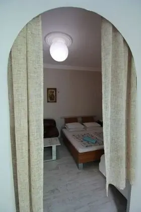 Apart Daire, 1 En Büyük (King) Boy Yatak ve Çekyat, Sigara İçilmez