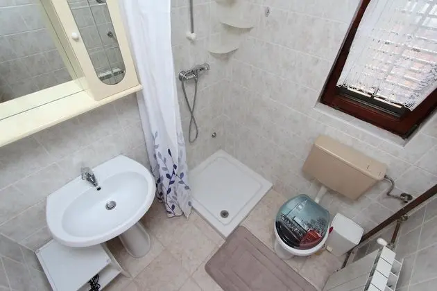 Tek Büyük Yataklı Oda, Balkon