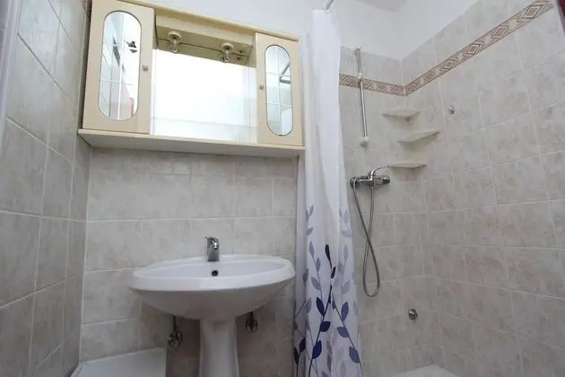 Tek Büyük Yataklı Oda, Balkon