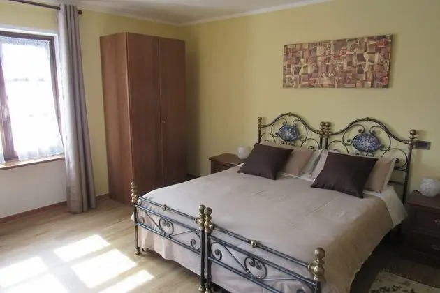 Tek Büyük veya İki Ayrı Yataklı Oda