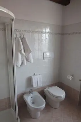 Tek Büyük veya İki Ayrı Yataklı Oda, Tepe Manzaralı