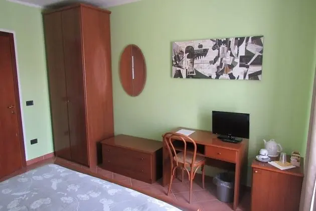 Tek Büyük Yataklı Oda