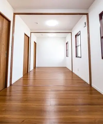 Ortak Ranzalı Oda, Sadece kadınlar için
